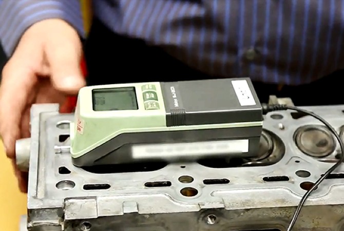Measuring-Surface-Finish-Profilometer-1569507750595.jpg